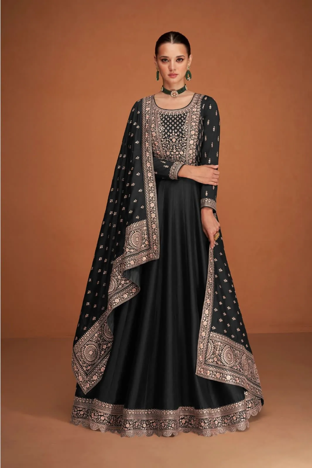 AASHIRWAD VEERA 9577 SERIES DESIGNER SUIT