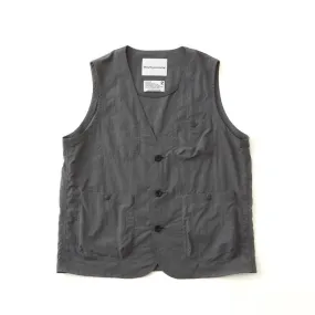 WHITE MOUNTAINEERING No Collar Work Vest Charcoal